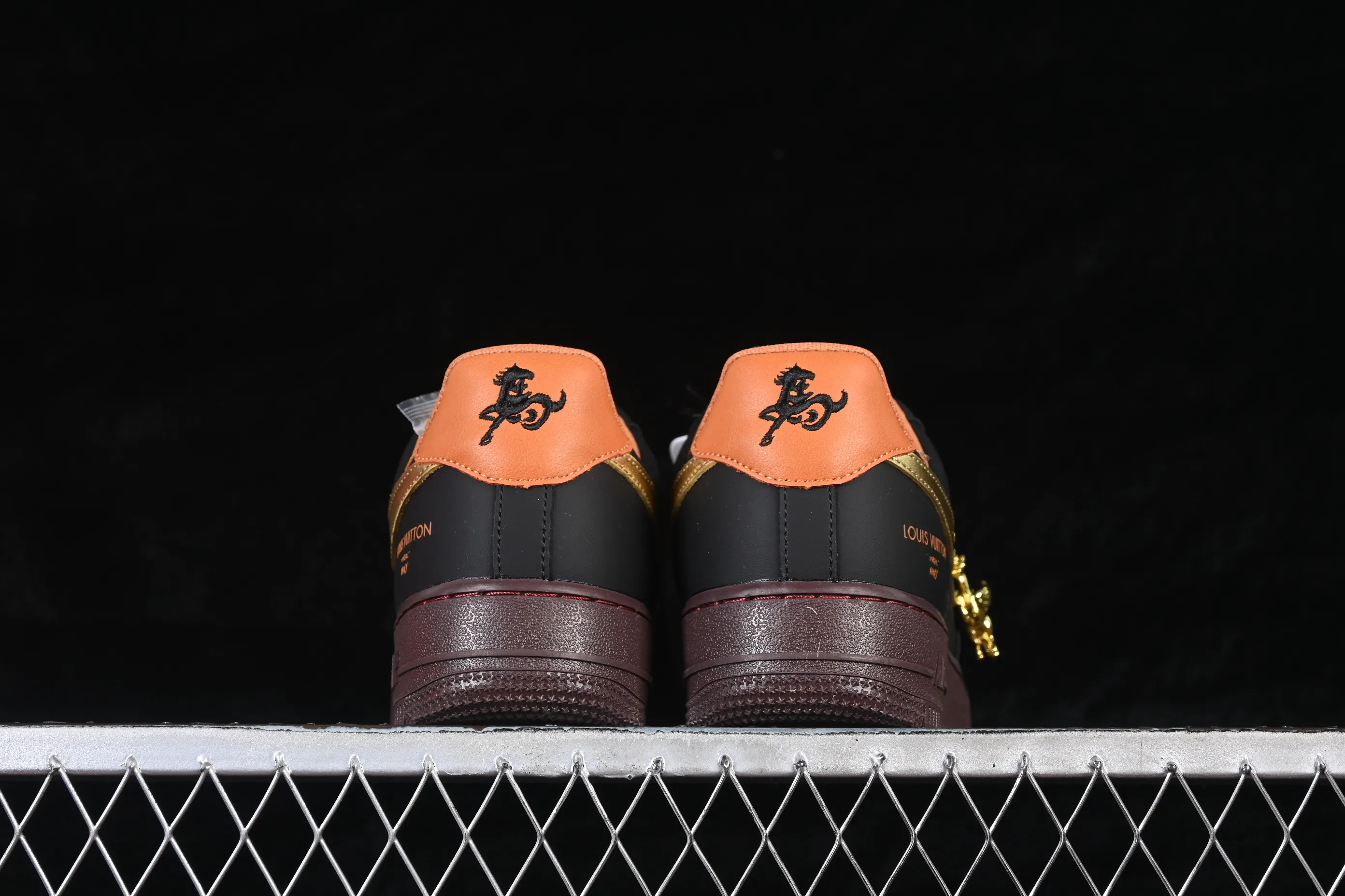 All Categories Nk Air Force 1 Air Force Series Nk Air Force 1 Low Air Force Low Nike Air Force 1'07 Low Year of the Horse Limited Edition Black and Red Gold Air Force 1 Low-top Casual Shoes FV3694-101